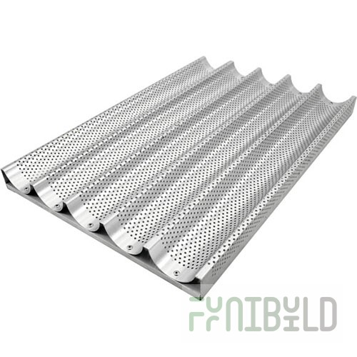 Perforated aluminum baguette tray 600x400 in