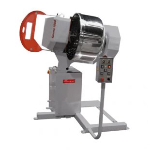 Dough mixing machine
