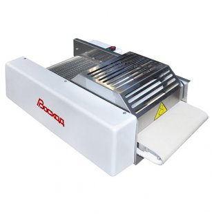 Croissant dough rolling machine