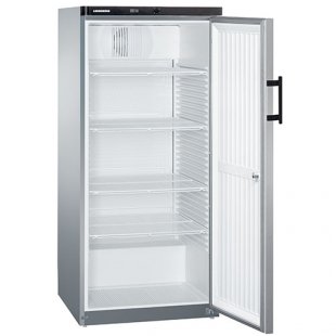 Refrigerated cabinet LIEBHERR GKvesf 5445 (750x730x1640 in, 554 l, +1°C to +15°C)