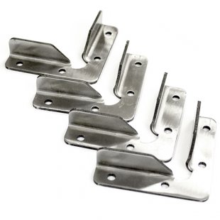 Set of fasteners for fixing the combi steamer