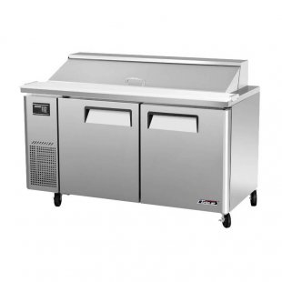 Refrigerated table Turbo Air KHR15-2-700 for collecting sandwiches