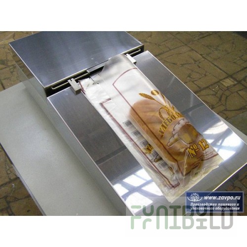 Bread packing table - for manual filling into bags