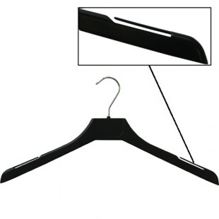 PLC 42-02 \ Plastic clothes hangers
