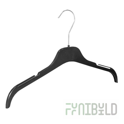 EC 38 - Plastic hangers (Italy)