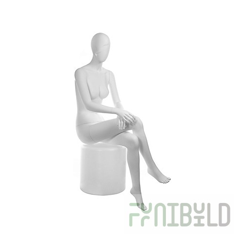 RETRO 13F-01M - Female mannequin, seated