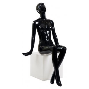 E 02 \ Female mannequin, seated