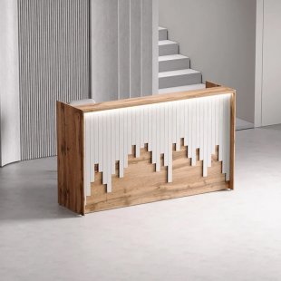 Front Desk Mozart