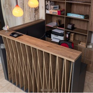 SlatWave Front Desk