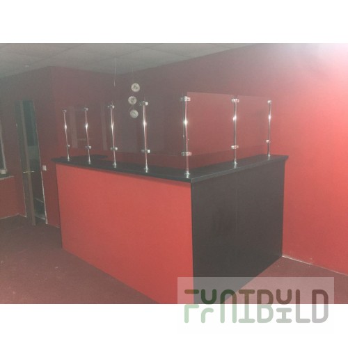 Arlecchino reception desk red and black with glass partitions