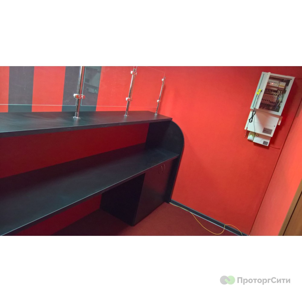 Arlecchino reception desk red and black with glass partitions