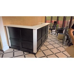 Corner reception desk Square