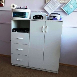 Furniture "Anamirta" for a manicure salon