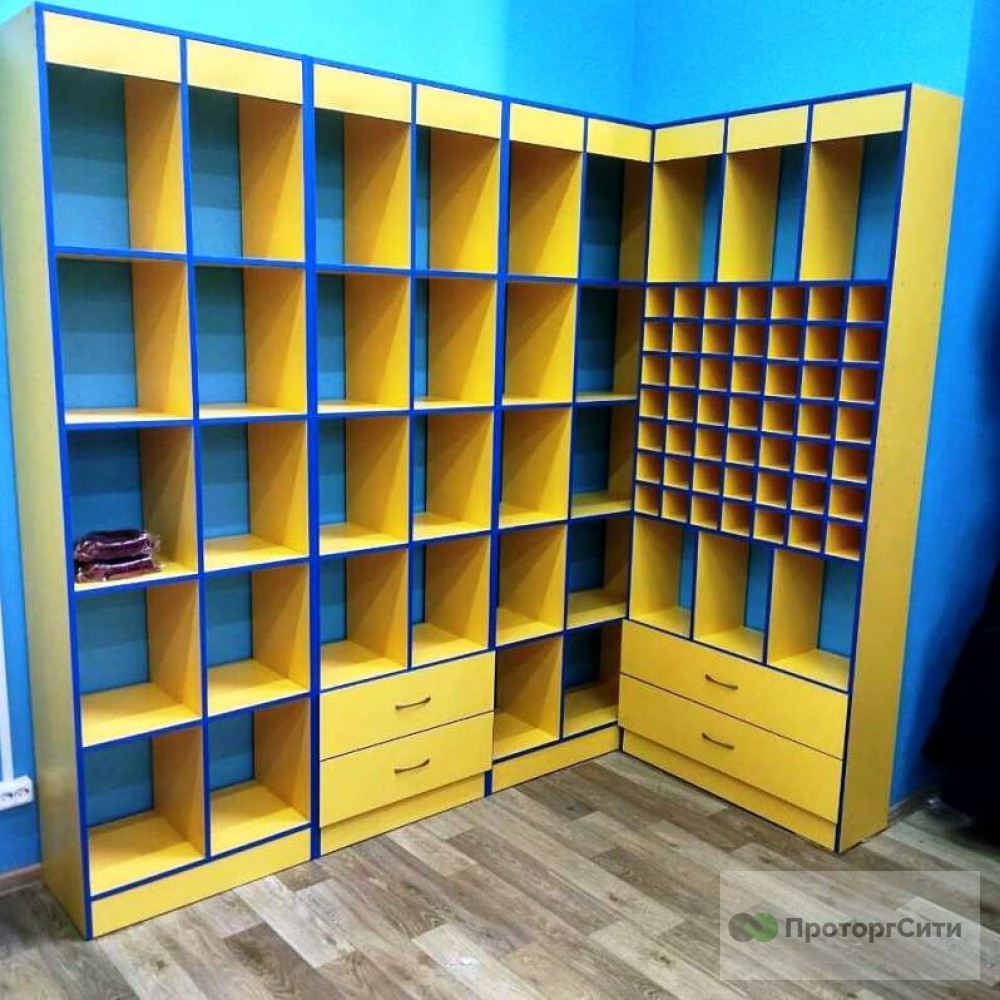 Furniture set "Anmas" for clothing store
