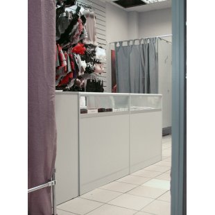 Trade furniture "Labaz" for a clothing store