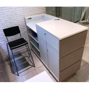 Trade furniture "Tis" for a clothing store