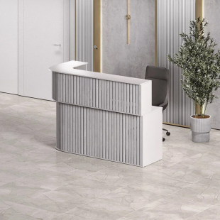 Aura Front Desk
