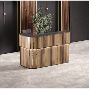 Aura Front Desk