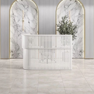 Aura Front Desk