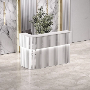Aura Front Desk