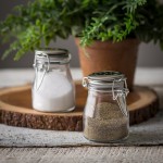Tablecraft H3S&P 3-1/2 Oz Glass Salt and Pepper Shakers Stainless Steel Clip Top Tablecraft H3S&P 3-1/2 Oz Glass Salt and Pepper Shakers Stainless Steel Clip Top