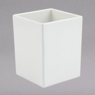 Bon Chef 9515S 56 oz. White Sandstone Finish Cast Aluminum Straight Sided Square Bowl Bon Chef 9515S 56 oz. White Sandstone Finish Cast Aluminum Straight Sided Square Bowl
