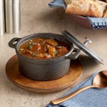 Valor 16 oz. Pre-Seasoned Mini Cast Iron Pot with Cover - 12/Case Valor 16 oz. Pre-Seasoned Mini Cast Iron Pot with Cover - 12/Case