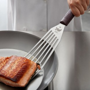 Mercer Culinary M18390LH Hell's Handle® High Heat 9 Mercer Culinary M18390LH Hell's Handle® High Heat 9