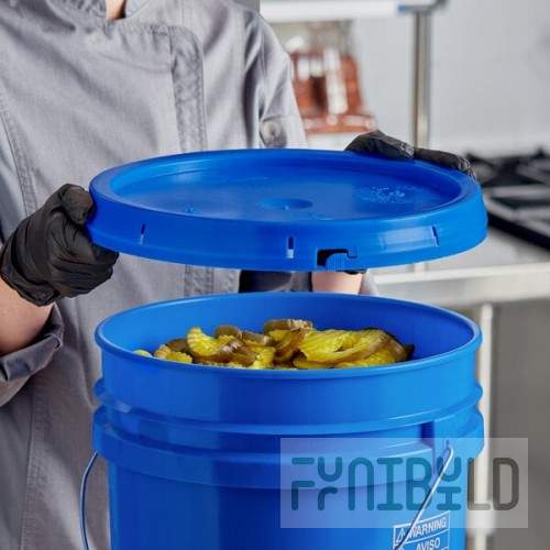 BWAY 5 Gallon Blue Round Pail Cover with Tear Skirt and Gasket - 10/Case