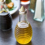 TableCraft BH3 6 oz. Beehive Oil and Vinegar Dispenser with Stainless Steel Top - 12/Pack TableCraft BH3 6 oz. Beehive Oil and Vinegar Dispenser with Stainless Steel Top - 12/Pack