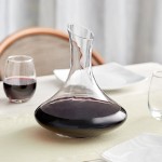 Acopa 67 oz. Customizable Slanted Top Glass Wine Decanter Acopa 67 oz. Customizable Slanted Top Glass Wine Decanter