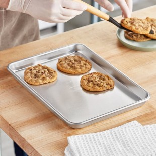 Vollrath Wear-Ever Quarter Size 9 5/8 Vollrath Wear-Ever Quarter Size 9 5/8