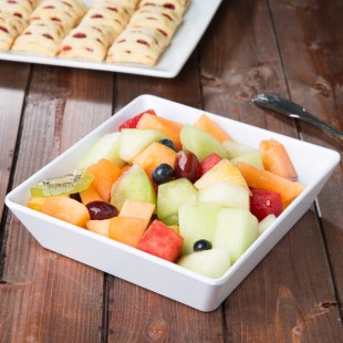 American Metalcraft MELSQ8 Endurance 36 oz. Square Shallow Melamine Serving Bowl American Metalcraft MELSQ8 Endurance 36 oz. Square Shallow Melamine Serving Bowl