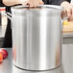 Vollrath 68633 Wear-Ever Classic Select 32 Qt. Heavy Duty Aluminum Stock Pot Vollrath 68633 Wear-Ever Classic Select 32 Qt. Heavy Duty Aluminum Stock Pot