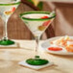 Acopa Tropic 15 oz. Martini Glass with Green Rim and Base - 12/Case Acopa Tropic 15 oz. Martini Glass with Green Rim and Base - 12/Case