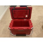 CaterGator CG20SF Seafoam 20 Qt. Rotomolded Outdoor Cooler / Ice Chest