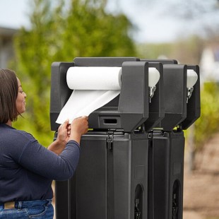 Cambro 2.5 Gallon Black Portable Handwash Station with Soap and Roll Paper Towel Dispenser Cambro 2.5 Gallon Black Portable Handwash Station with Soap and Roll Paper Towel Dispenser
