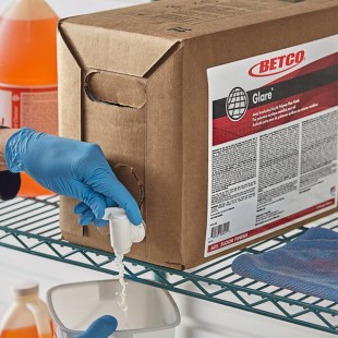 Betco 6050500B Glare 5 Gallon Bag in Box Floor Finish Betco 6050500B Glare 5 Gallon Bag in Box Floor Finish