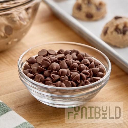 HERSHEY'S 25 lb. Milk Chocolate 1M Baking Chips