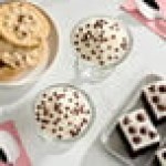 HERSHEY'S 25 lb. Milk Chocolate 1M Baking Chips HERSHEY'S 25 lb. Milk Chocolate 1M Baking Chips