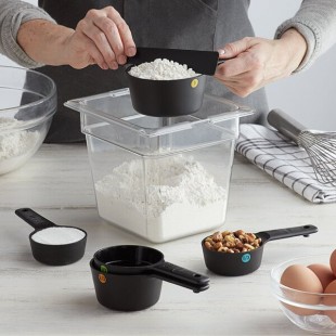 OXO 11110901 Good Grips 1/4 to 1 Cup 6-Piece Black Measuring Cup Set