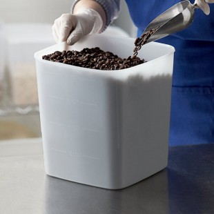 Carlisle 8 Qt. Square Polyethylene White Food Storage Container Carlisle 8 Qt. Square Polyethylene White Food Storage Container
