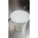 Choice 12, 18, and 22 Qt. White Round Polypropylene Food Storage Container Lid Choice 12, 18, and 22 Qt. White Round Polypropylene Food Storage Container Lid