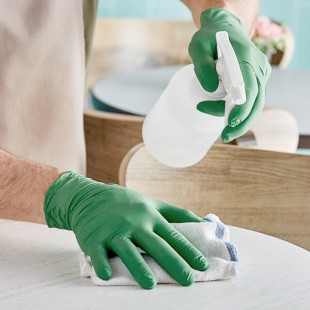 Showa Green Biodegradable Nitrile 4 Mil Powder-Free Gloves - Large - 1,000/Case Showa Green Biodegradable Nitrile 4 Mil Powder-Free Gloves - Large - 1,000/Case