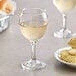 Acopa 8 oz. All-Purpose Balloon Wine Glass - Sample