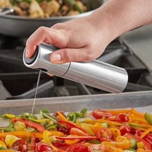 Fox Run 100 mL Stainless Steel Oil and Vinegar Sprayer Fox Run 100 mL Stainless Steel Oil and Vinegar Sprayer