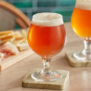 Acopa Select 16 oz. Belgian Beer / Tulip Glass - 12/Case