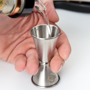 Barfly® M37000 0.5 oz. & 0.75 oz. Stainless Steel Japanese Style Jigger Barfly® M37000 0.5 oz. & 0.75 oz. Stainless Steel Japanese Style Jigger