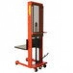 Wesco Industrial Products 1,000 lb. Standard Series Hydraulic Large Platform Stacker with 32