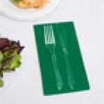 Creative Converting 95112 Emerald Green 3-Ply Guest Towel / Buffet Napkin - 192/Case Creative Converting 95112 Emerald Green 3-Ply Guest Towel / Buffet Napkin - 192/Case